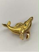 K18クジラピンバッジ|不明