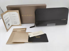 ラウンドファスナー長財布|BVLGARI