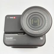 アクションカメラ|INSTA360