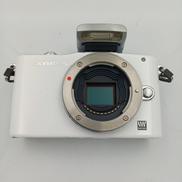 ミラーレス一眼|OLYMPUS