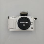 ミラーレス一眼カメラ|OLYMPUS