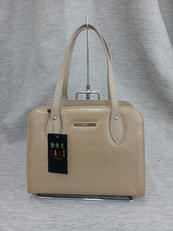 【未使用品】エナメルハンドバッグ|DAKS