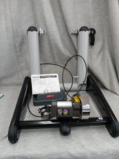 LR541 サイクルトレーナー|MINOURA