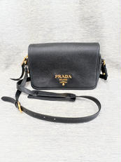 ヴィッテロフェニックスレザーショルダー|PRADA