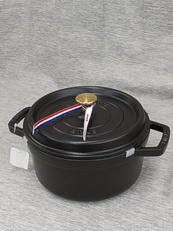 両手鍋22CM|STAUB