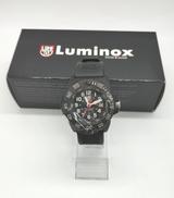 3501 REDHUND|LUMINOX
