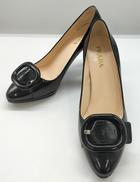 パテントレザーパンプス|PRADA