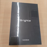 ブラシ型美顔器 ELEKI BRUSH|BRIGHTE
