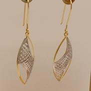 K18ピアス|2.2G