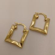 750ピアス|2.3G
