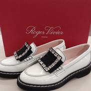ローファー|ROGER VIVIER