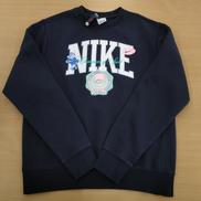 グラフィックスウェットシャツ|NIKE