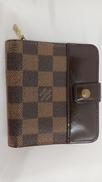 二つ折り財布|LOUISVUITTON