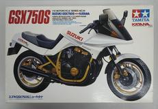 1/12 スズキ GSX750S NEW KATANA|タミヤ
