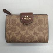 二つ折り財布|COACH