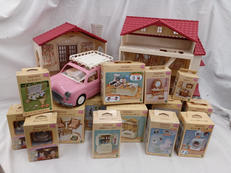 赤い屋根の大きなお家　　屋根裏はひみつのお部屋|EPOCH