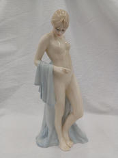 水浴の美女　Royal Doulton|ROYAL DOULTON