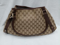 グッチ　　トートバック　　GGキャンパス|GUCCI