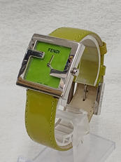 腕時計　クオーツ|FENDI