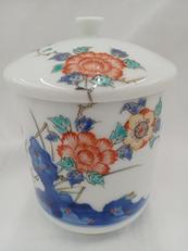 蓋付き湯呑|13代酒井田柿右衛門