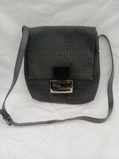 ズッキーノ柄／ブラック|FENDI