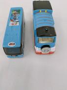 トーマスバス&トーマス幼稚園バス|TOMOCA