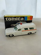 トヨタ救急車|TOMY