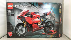 ドゥカティ パニガーレ V4R|LEGO