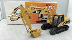 CAT 320C油圧ショベル|新キャタピラー三菱株式会社