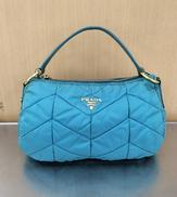 プラダ ナイロンキルティングハンドバッグ|PRADA