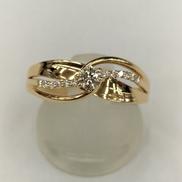 リング|0.189/0.08CT