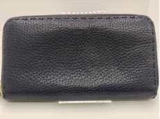 ｾﾚﾘｱﾗｳﾝﾄﾞﾌｧｽﾅｰ長財布|FENDI