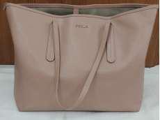 ｱﾘｱﾅMｻｲｽﾞﾄｰﾄﾊﾞｯｸﾞ|FURLA