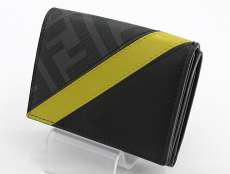 三つ折り財布|FENDI