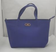 ハンドバッグ（青）|salvatore ferragamo