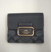 折りたたみ財布|COACH