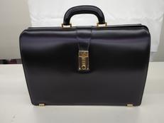 ドクターバッグ|CARAN D'ACHE