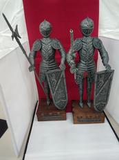 中世の騎士像|.