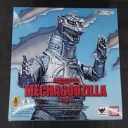 S.H.MONSTERARTS メカゴジラ(1974)|BANDAI
