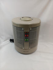 暖話室1000型 パネルヒーター|株式会社アールシーエス