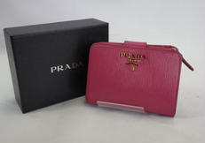 二つ折り財布|PRADA