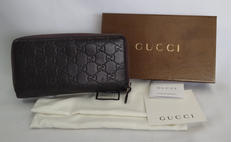 シマ ラウンドファスナー長財布|GUCCI