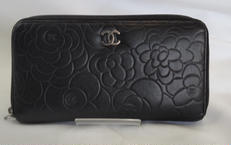 ラウンドファスナー長財布|CHANEL