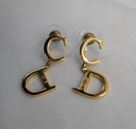 ロゴピアス|CHRISTIAN  DIOR