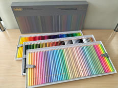 色鉛筆　150色|HOLBEIN