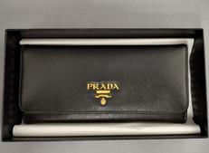 サフィアーノレザー|PRADA