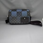 アルファメッセンジャー|LOUIS VUITTON