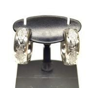 K18WGピアス|WGコーティングやや剥がれ