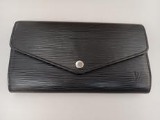 エピ　ポルトフォイユ・サラ|LOUIS VUITTON