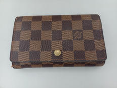 ポルトモネビエトレゾール|LOUIS VUITTON
